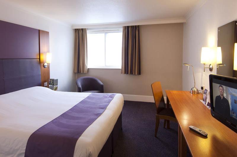 Premier Inn Birmingham Oldbury Oldbury  Buitenkant foto