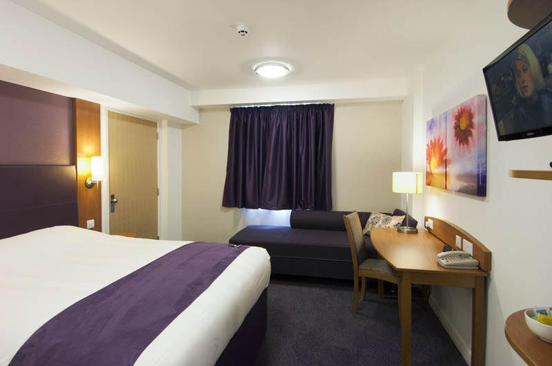 Premier Inn Birmingham Oldbury Oldbury  Buitenkant foto