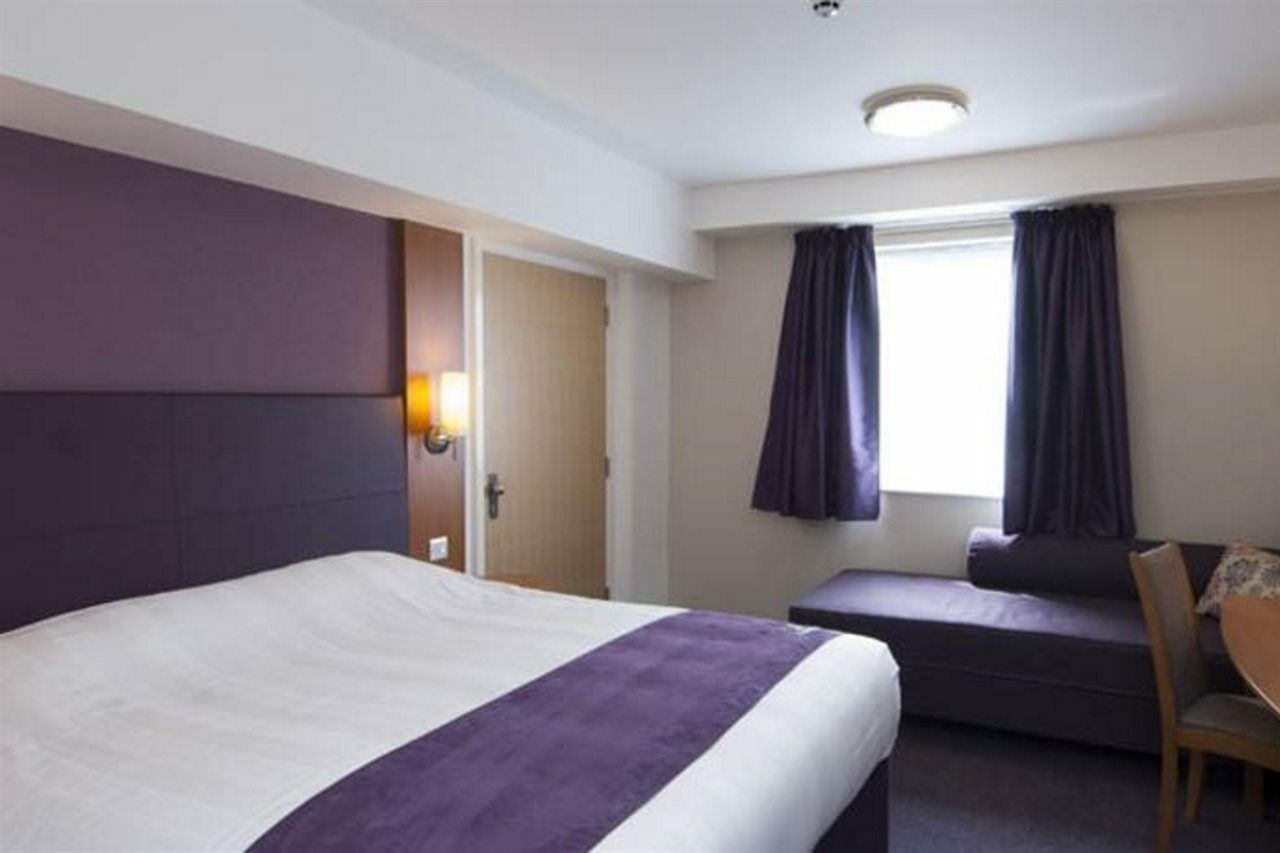 Premier Inn Birmingham Oldbury Oldbury  Buitenkant foto